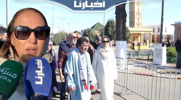 منيب تذرف الدموع وتتلقى التعازي في وفاة والدها الروحي بنسعيد آيت إيدر